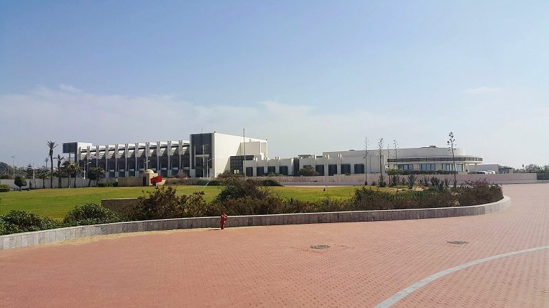 * agadir sofitel thalasso *
Le dernier resort en date, construit en 2012. Architecte Jamal Lamiri Alaoui. Un style arabo-contemporain un peu bling.
